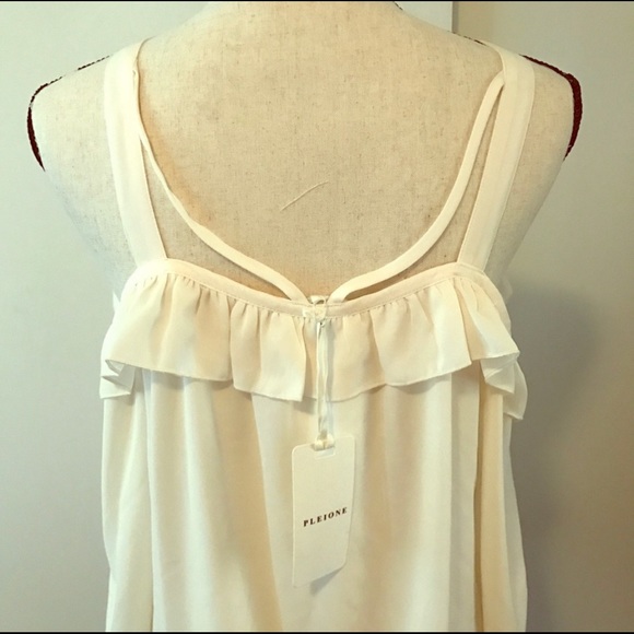 Pleione Off The Shoulder Peasant Blouse - Picture 4 of 9